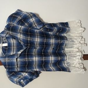 Kids Blue and White Lace Flannel